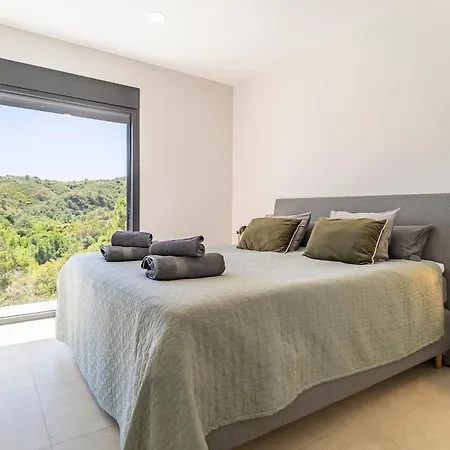 Apartment Deluxe Flat Surrounded By Nature *