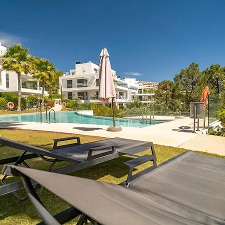 Deluxe Flat Surrounded By Nature Estepona