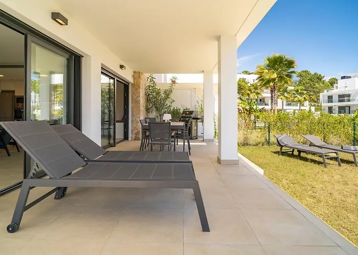 Deluxe Flat Surrounded By Nature Lejlighed