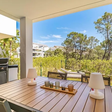 Deluxe Flat Surrounded By Nature Estepona